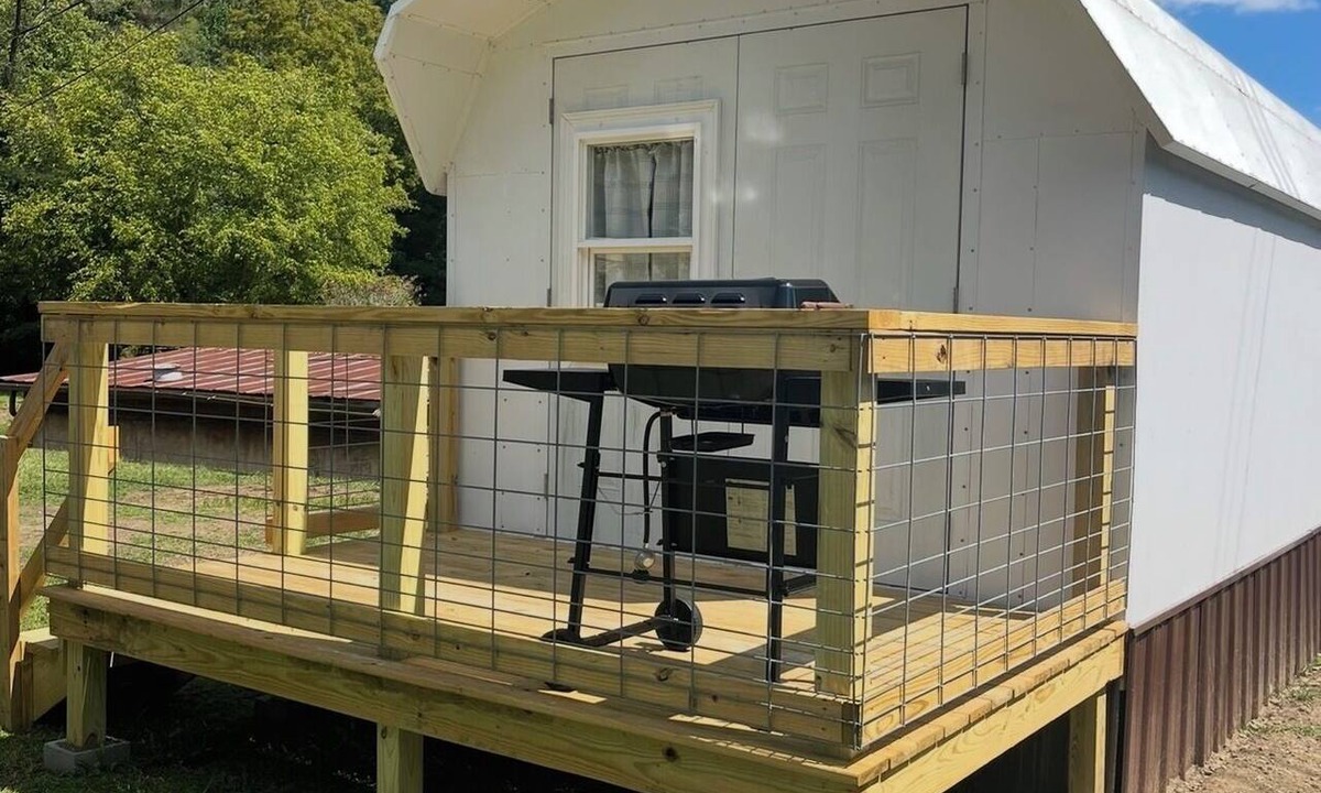 Dorton House | 1-bedroom Little Lodge 2.5 miles from Hillbilly Trails