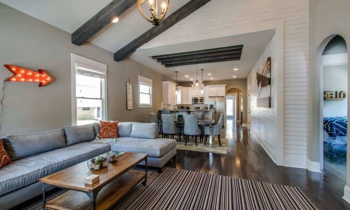 Shelby Hills House | 1-Story Family Home, Fenced Yard, Grill, Parking | Sleeps 10, 5 Mins to Five Points & Nissan Stadium, Smart TVs, Pet-Friendly Yard, Patio for BBQs, Ideal Nashville Getaway for Families, 24 Hr Hospitality