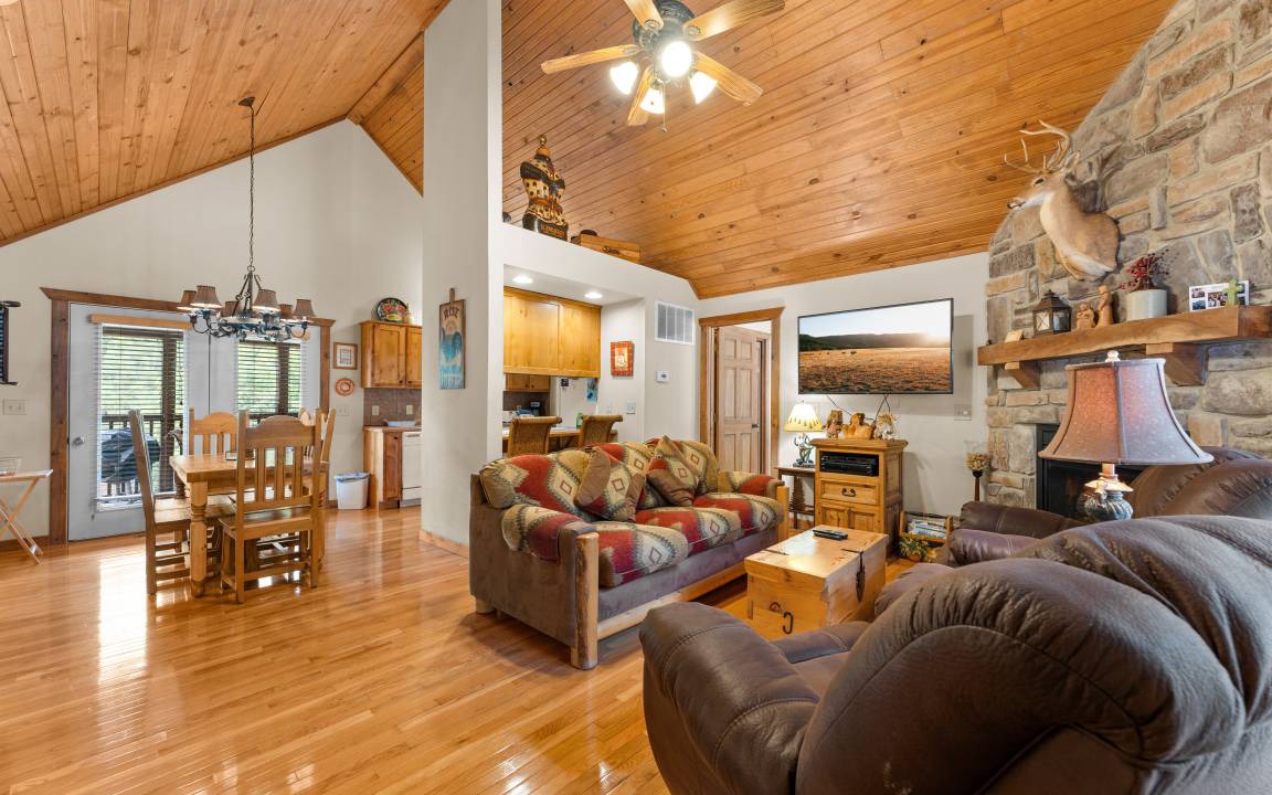 Branson West Cabin | 111 m² Lodge ∙ 2 bedrooms ∙ 6 guests