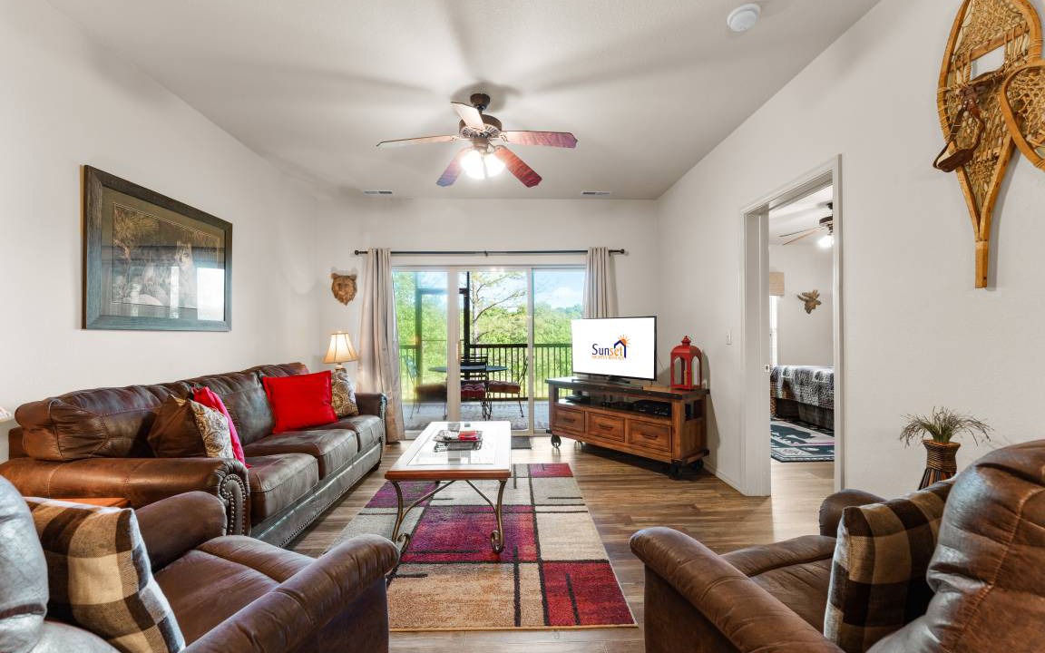 Branson West Condo | 147 m² Condo ∙ 3 bedrooms ∙ 10 guests