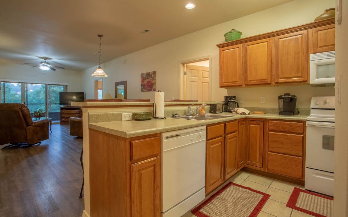 Branson West Condo | 147 m² Condo ∙ 3 bedrooms ∙ 10 guests