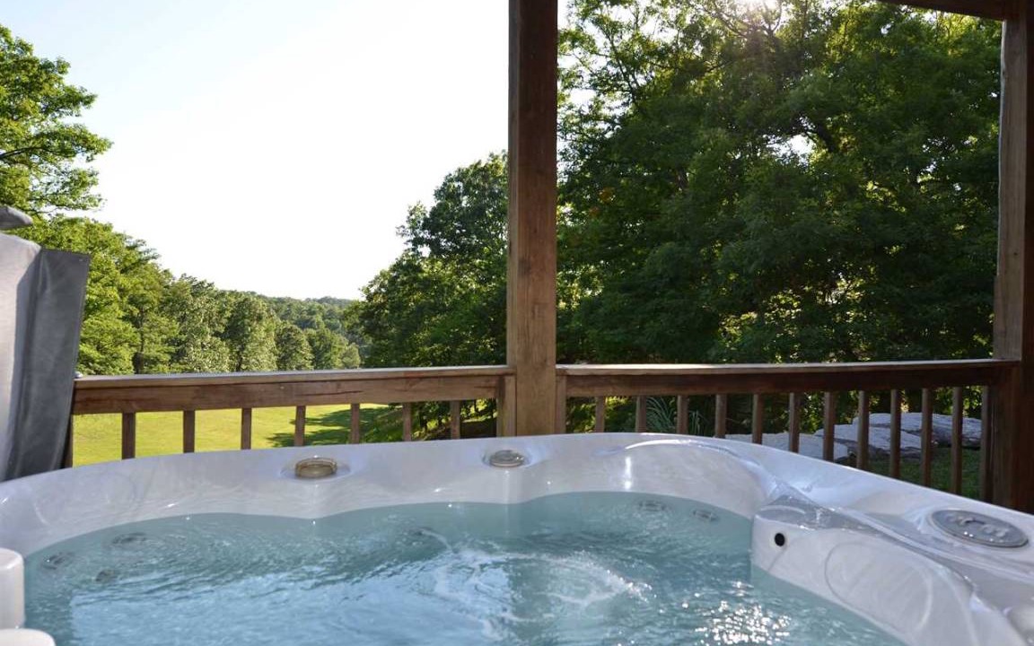 Branson Cedars Cabin | 158 m² Cabin ∙ 3 bedrooms ∙ 10 guests