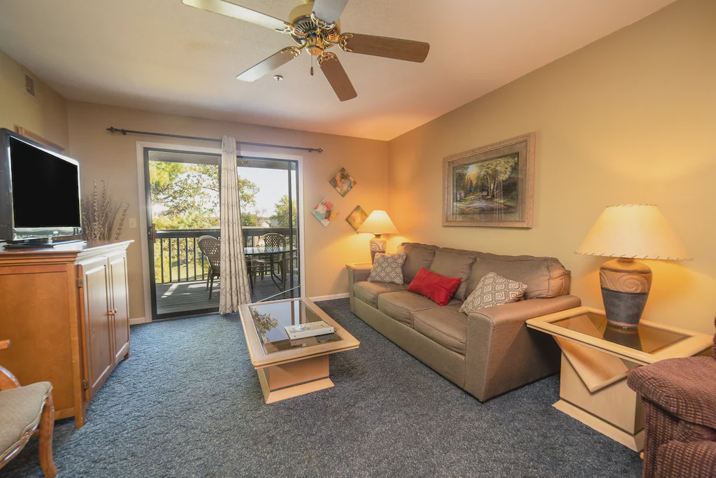 Table Rock Condo | 2 Bed, 2 Bath Condo - Covered Balcony, Golf Course View