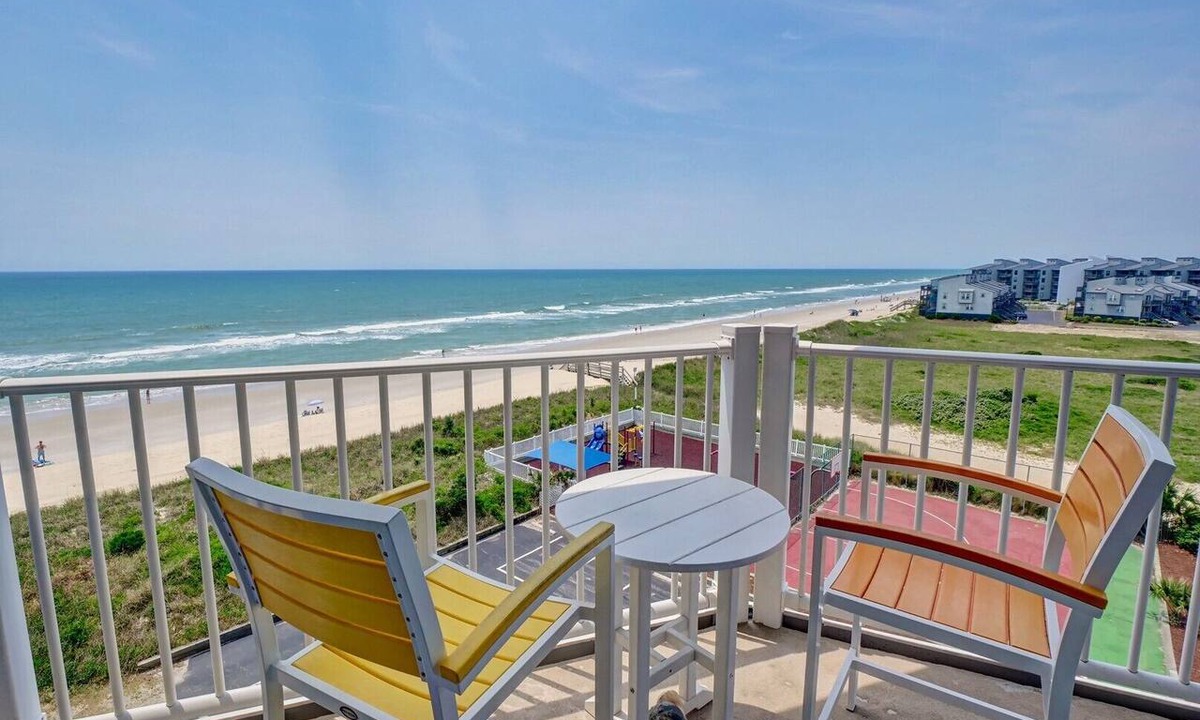Sneads Ferry Condo | 2 Bedroom Oceanfront Bedroom - Sea of Dreams