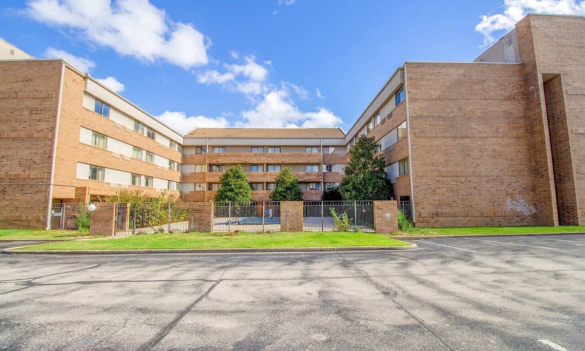 Tulsa Apartment | 2 Full Beds|Nsmk|Tulsa