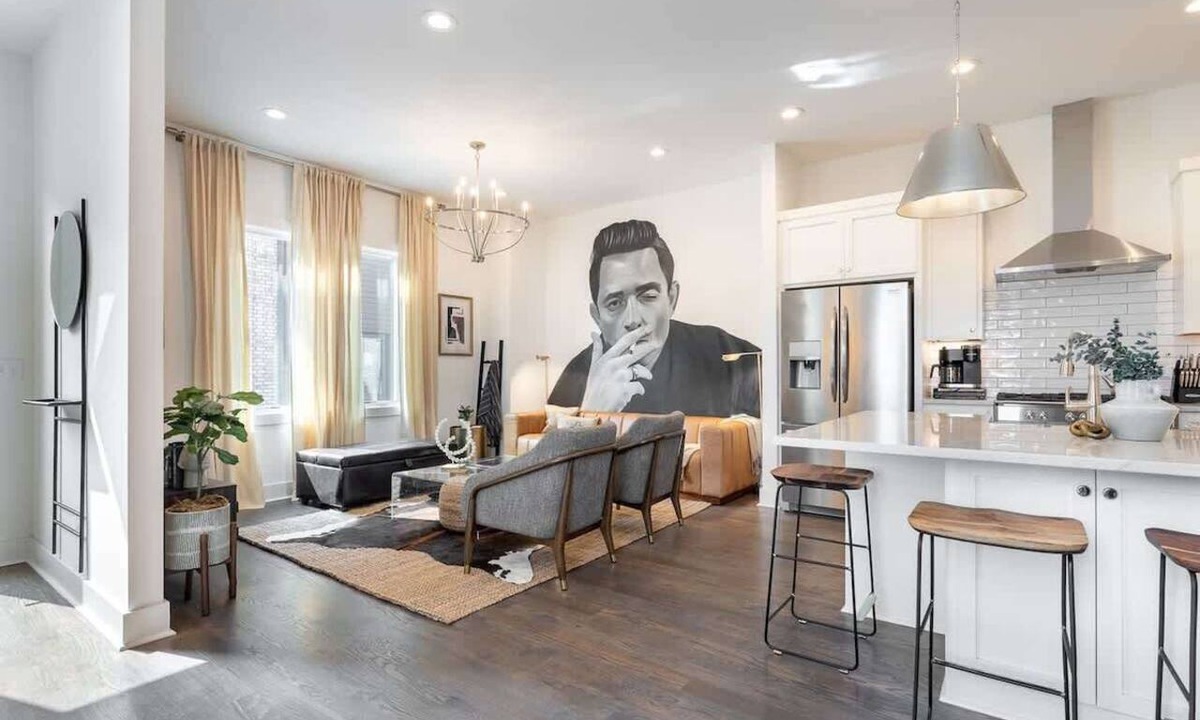 West End House | 2 New Nashville Homes Near Vandy & 3 Min to Bars