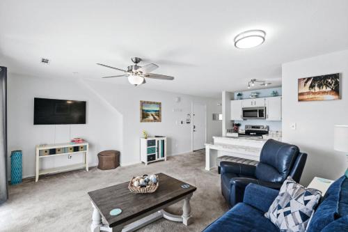 Coffeyville House | 215 C2 GP-The Treehouse