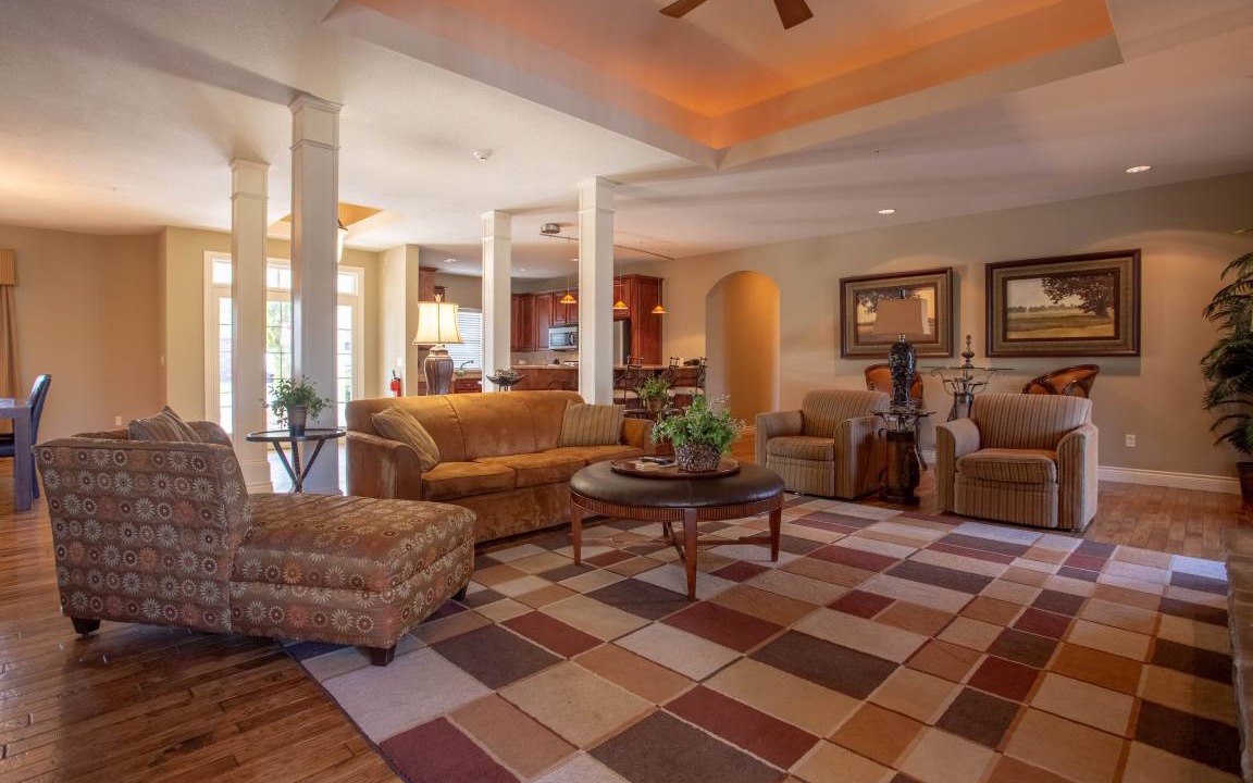 Branson House | 233 m² House ∙ 4 bedrooms ∙ 10 guests