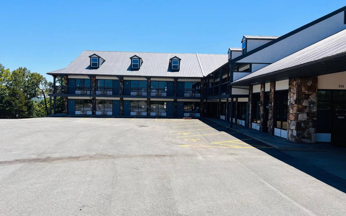 Branson Hotel | 251 m² Hotel ∙ 7 guests