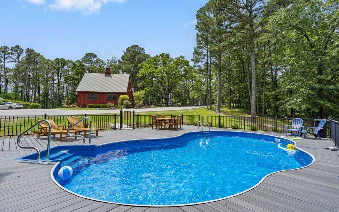Blue Eye Cabin | 279 m² Lodge ∙ 4 bedrooms ∙ 10 guests