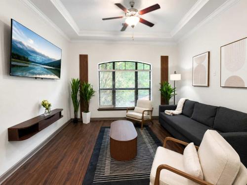 Brady Arts District Apartment | 2BR Modern Downtown Tulsa Stay Near BOK Center