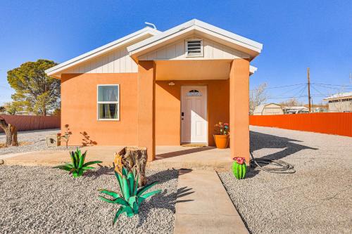 Truth or Consequences House | 3 Mi to Elephant Butte Lake: Cozy Retreat!