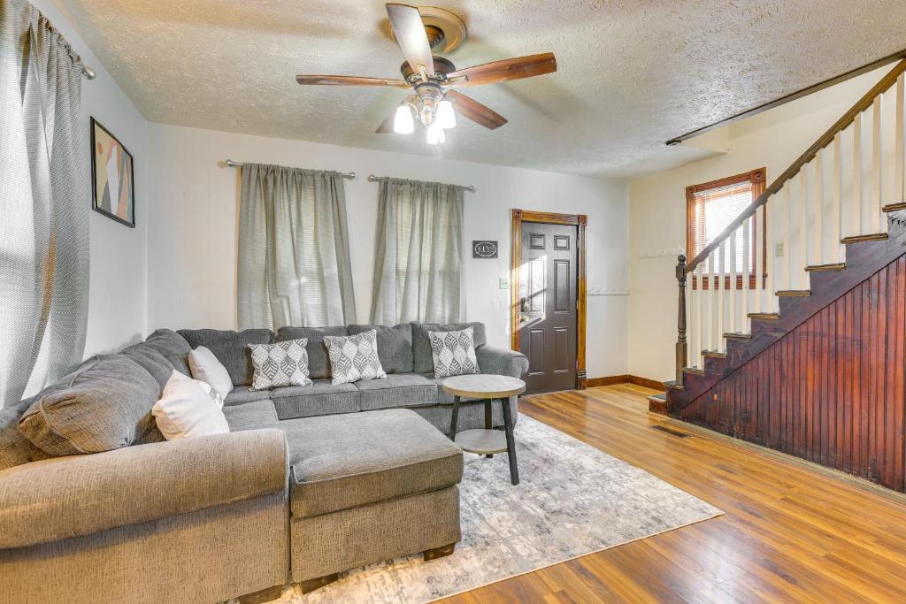 Beatrice House | 3 Mi to Golf - Beatrice Vacation Home!