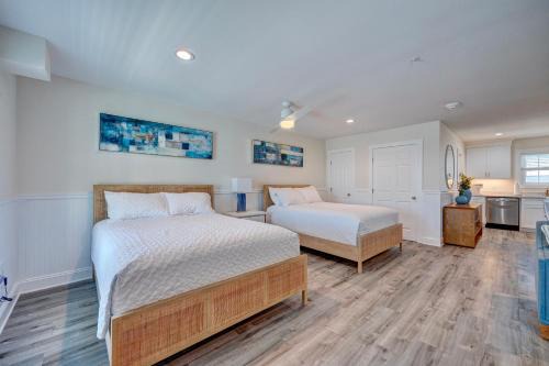 Surf City Hotel | 3002 Queen Suite, 3rd Floor Surfside