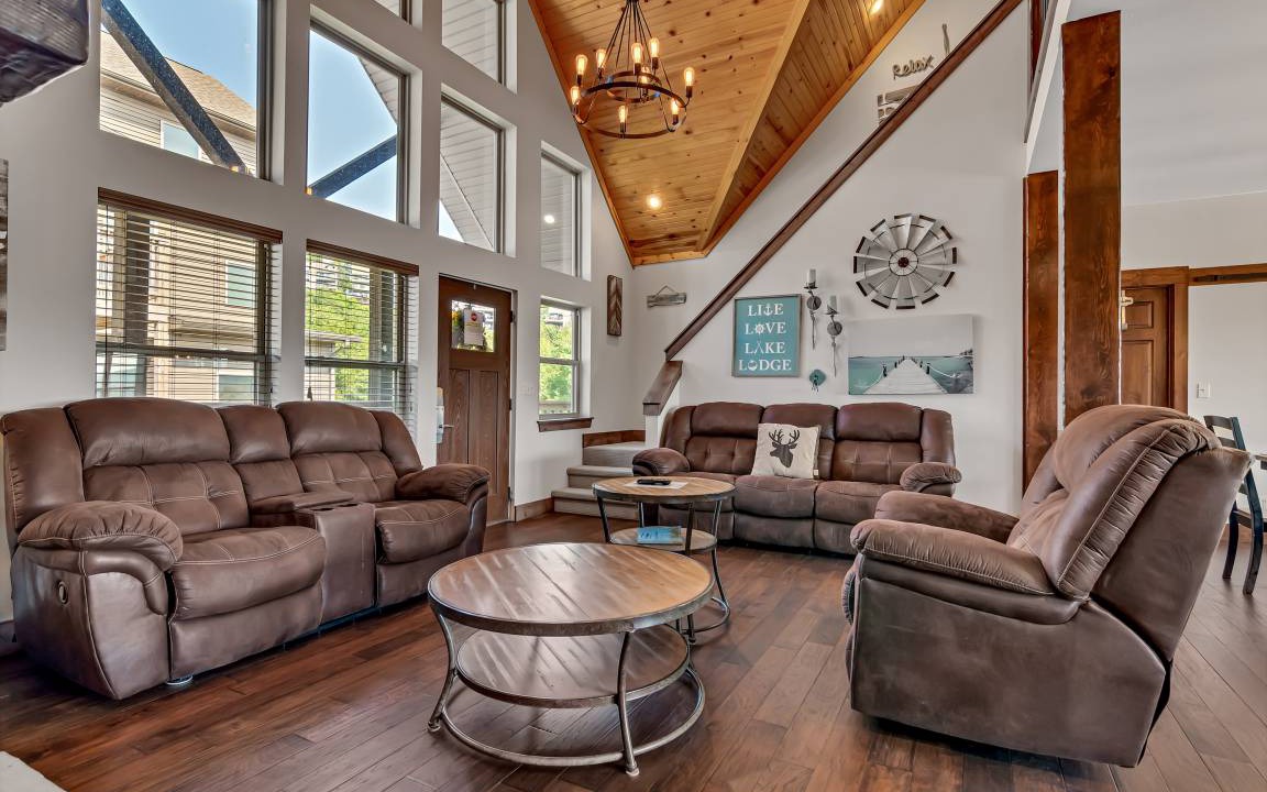 Indian Point Cottage | 323 m² Cabin ∙ 7 bedrooms ∙ 21 guests