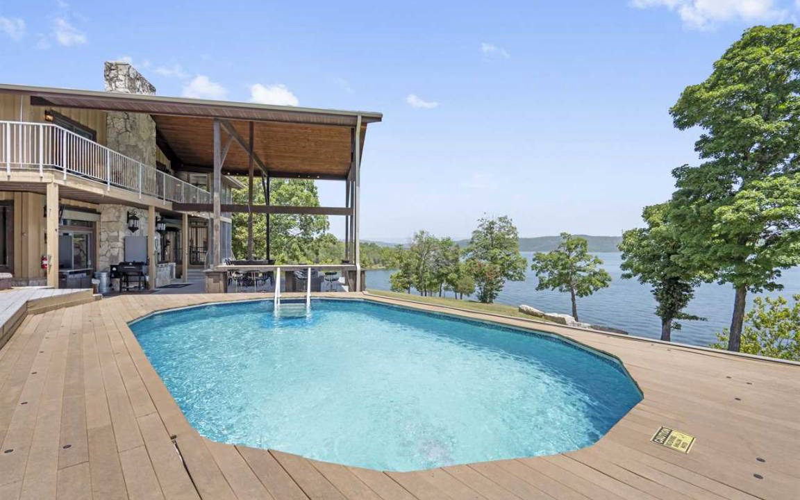 Lampe House | 325 m² House ∙ 6 bedrooms ∙ 18 guests