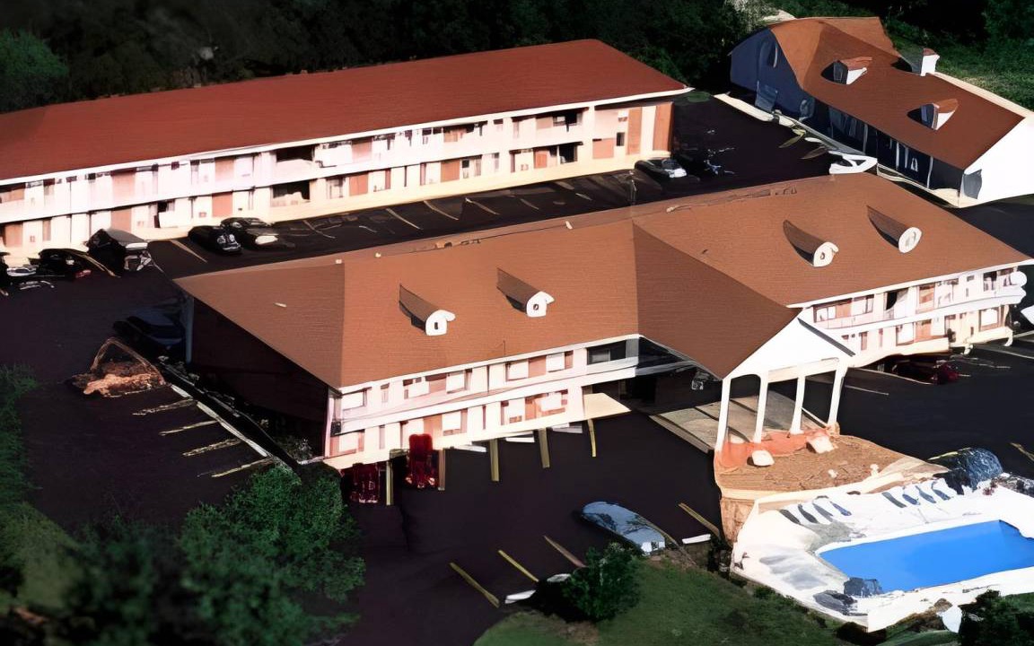 Branson Hotel | 37 m² Motel ∙ 4 guests