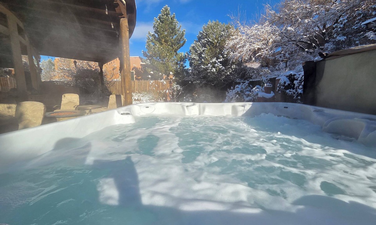 Sandia Heights South House | 4 bedroom/Hot Tub/Pets Welcome/Foothills Property
