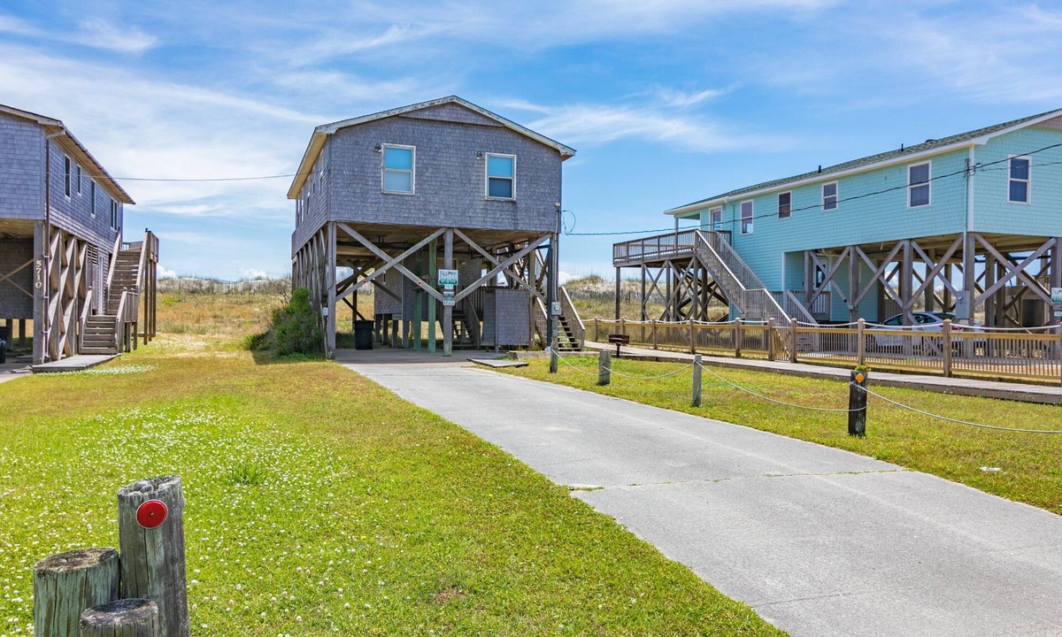 Hatteras House | 7913-Southern Comfort, | Oceanfront | Hatteras | Sleeps 6
