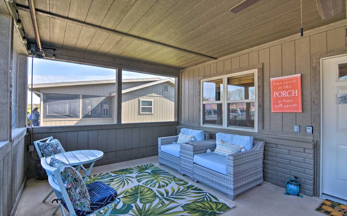 Lampe House | 83 m² House ∙ 2 bedrooms ∙ 5 guests