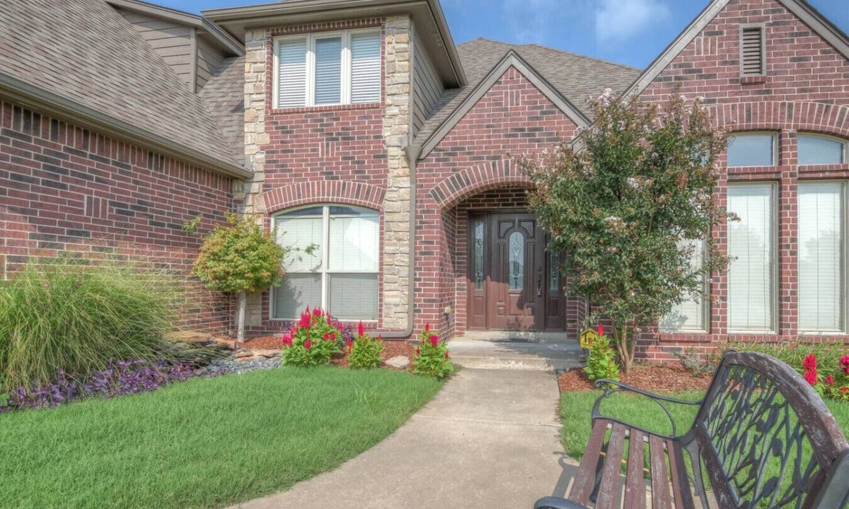 Tulsa House | ~ A home away from home ~
