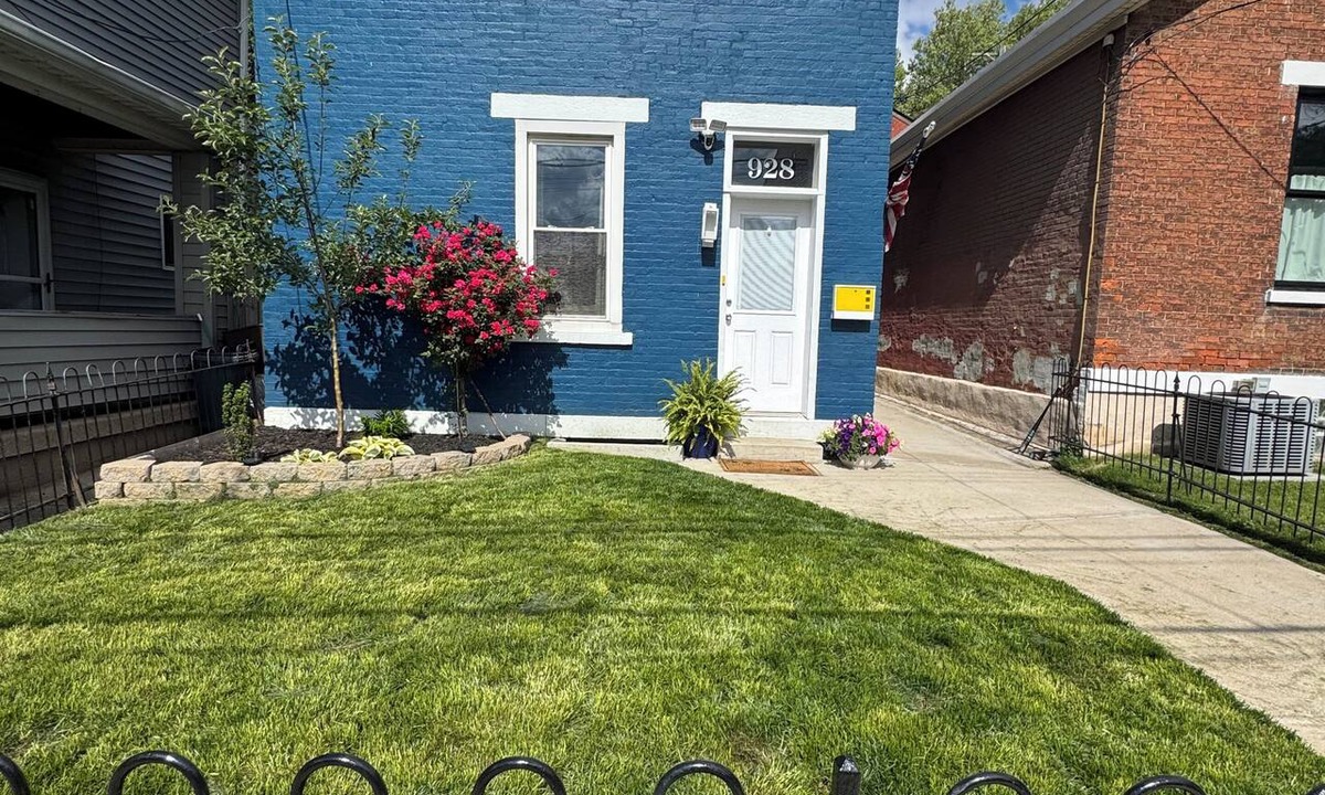 Covington Apartment | A serene 1-bedroom studio with a fabulous patio in charming Covington!