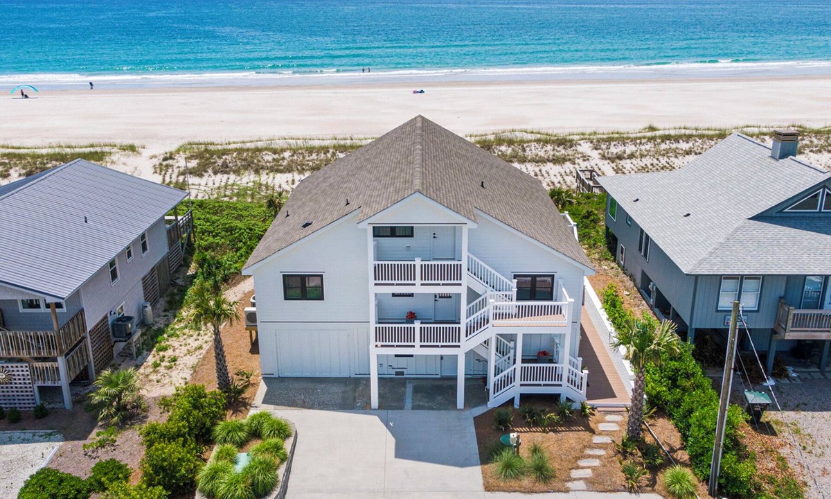 Topsail Beach House | Amazing Grace #189 Oceanfront Luxurious Home, Sleeps 22, Hot Tub & Game Room!