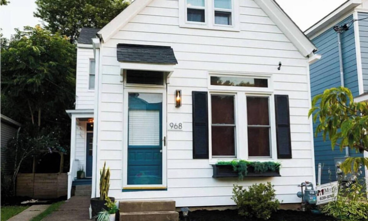 Germantown House | Barrel House on Derby Row 1890s Home Near Distilleries & Derby + Pvt Parking