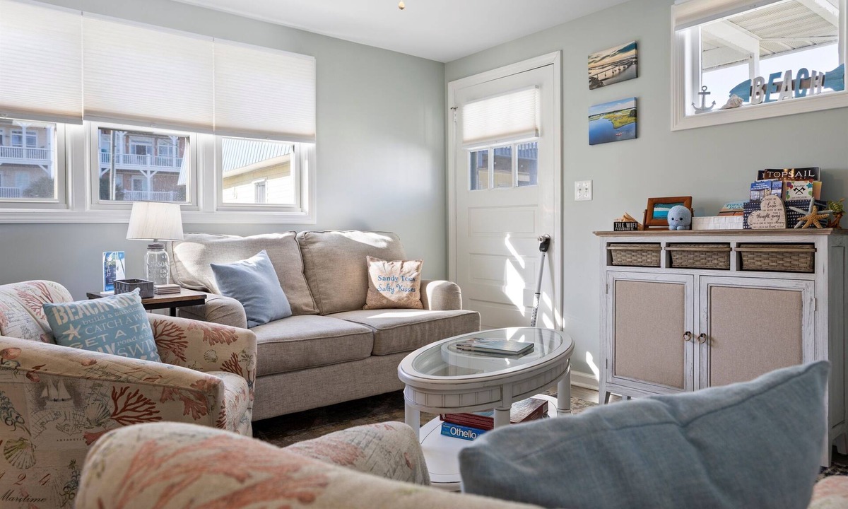 Surf City House | Beach bungalow |Fenced yard |Steps to toes in sand