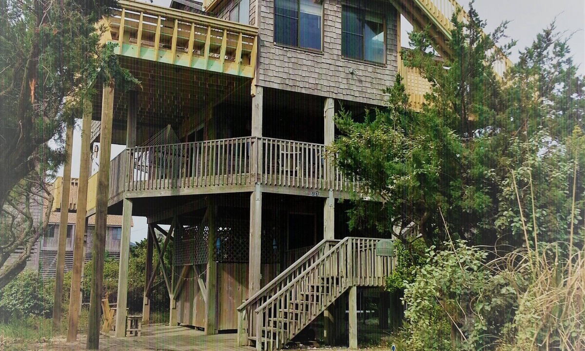 Frisco House | Beach House with Ocean Views and quick walk over dunes to beach.
