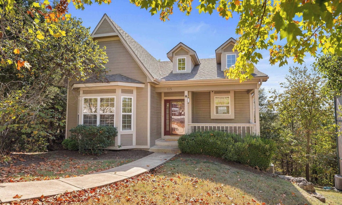 Hollister House | Beautiful LAKEVIEW! BRAND NEW KID CAVE w/Slide!