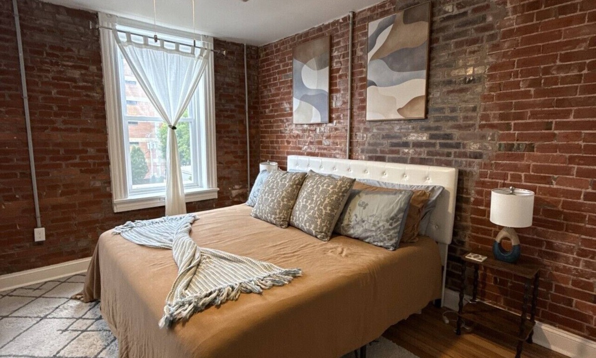Benton Park Apartment | Benton Park Perch- IN3S