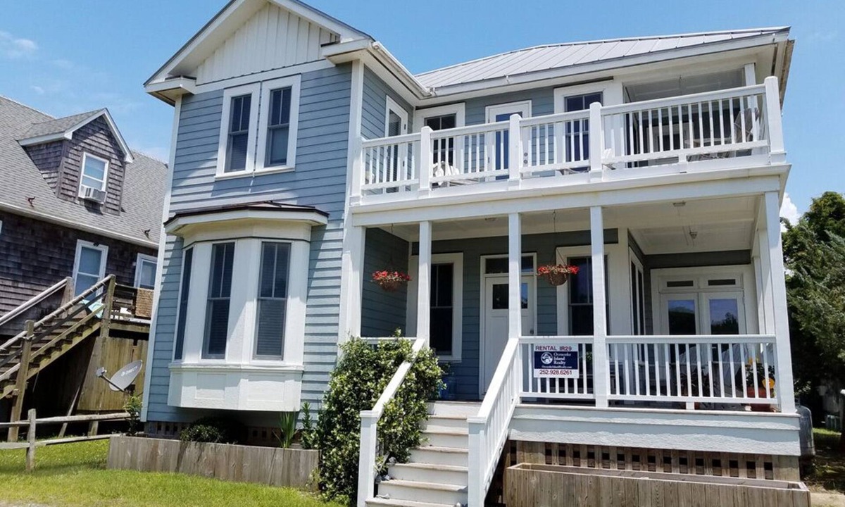 Ocracoke House | Blind Faith: Beautiful Classic Coastal Design