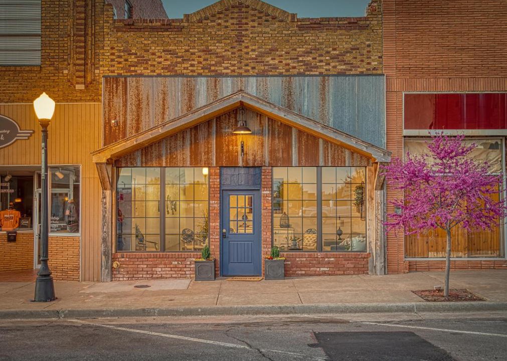 Elk City Hotel | Bluebird
