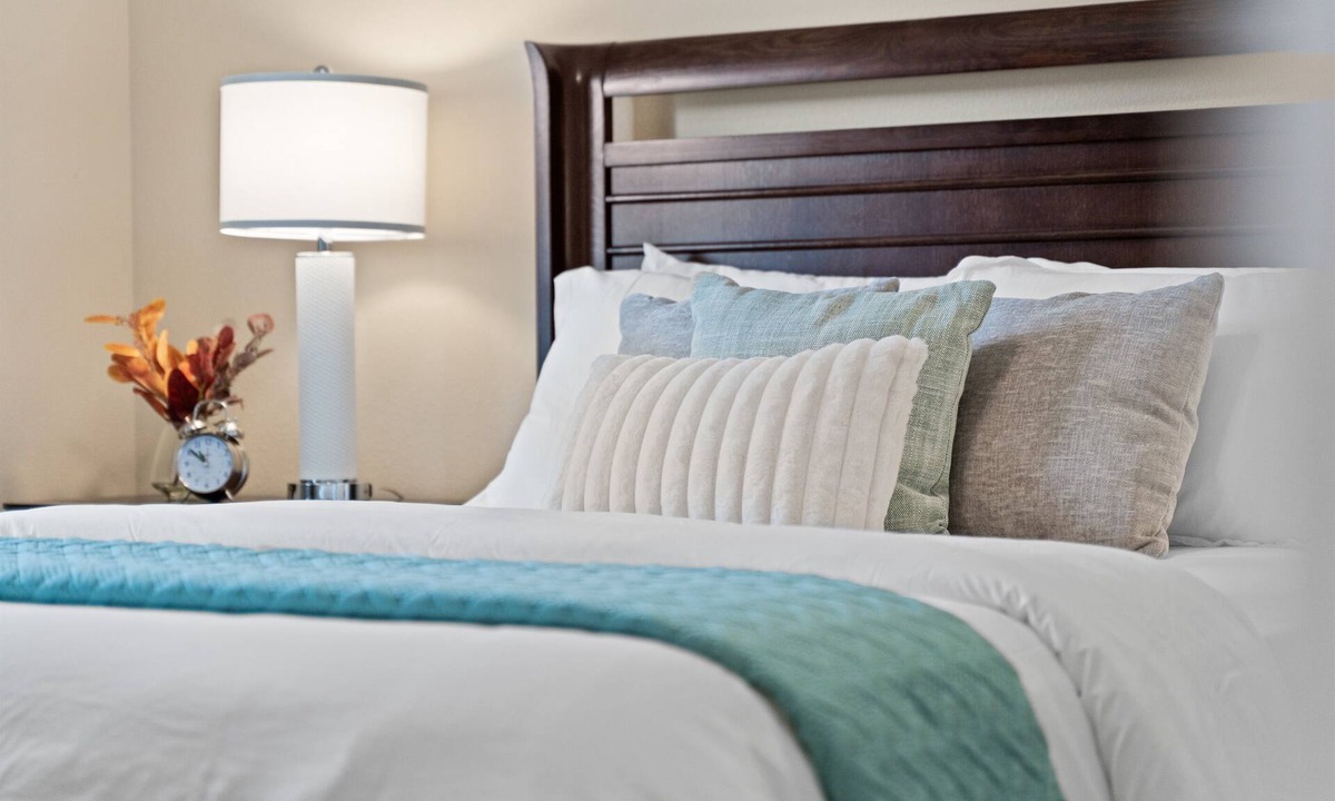 Branson House | Branson Hills Exclusive Walk-In Vacation Home - 2BD - Sleeps 6 - Great Location!