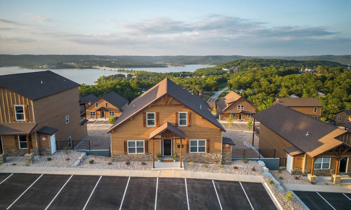 Kimberling City House | Bridgeview Lodge Overlooking Tablerock Lake