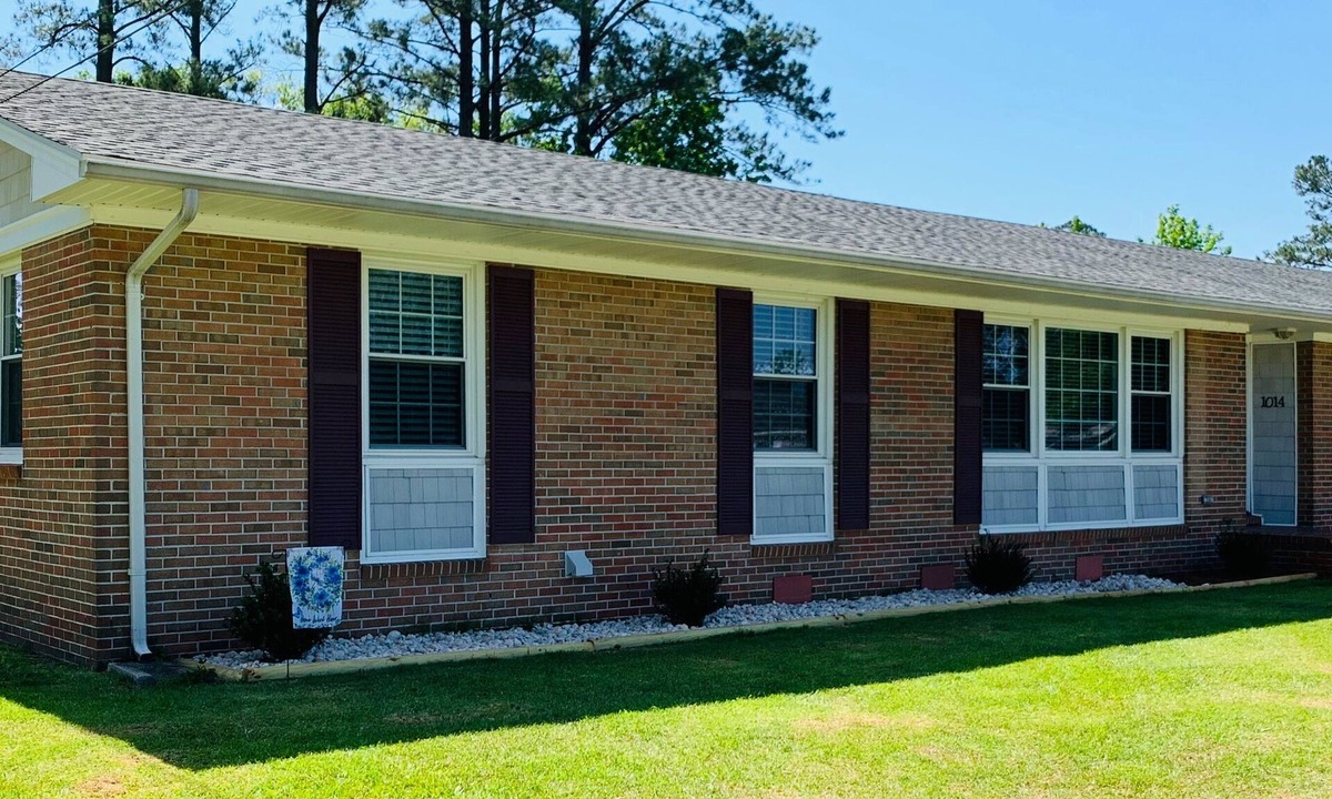 Jacksonville House | Camp Coastal Escape with perks and discounts!