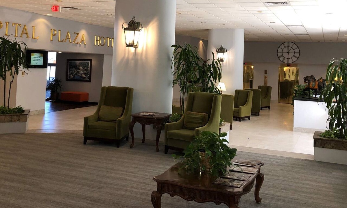 Frankfort Hotel | Capital Plaza Hotel