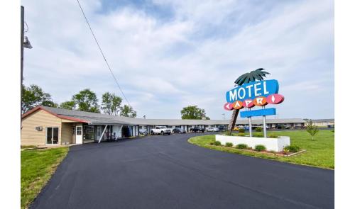 Elwood Hotel | Capri Motel By OYO Elwood, Wathena