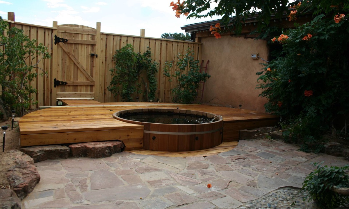 Canoncito Cottage | Casa Abuela~2 Bedroom Adobe with Cedar Hot Tub: Perfect for Families