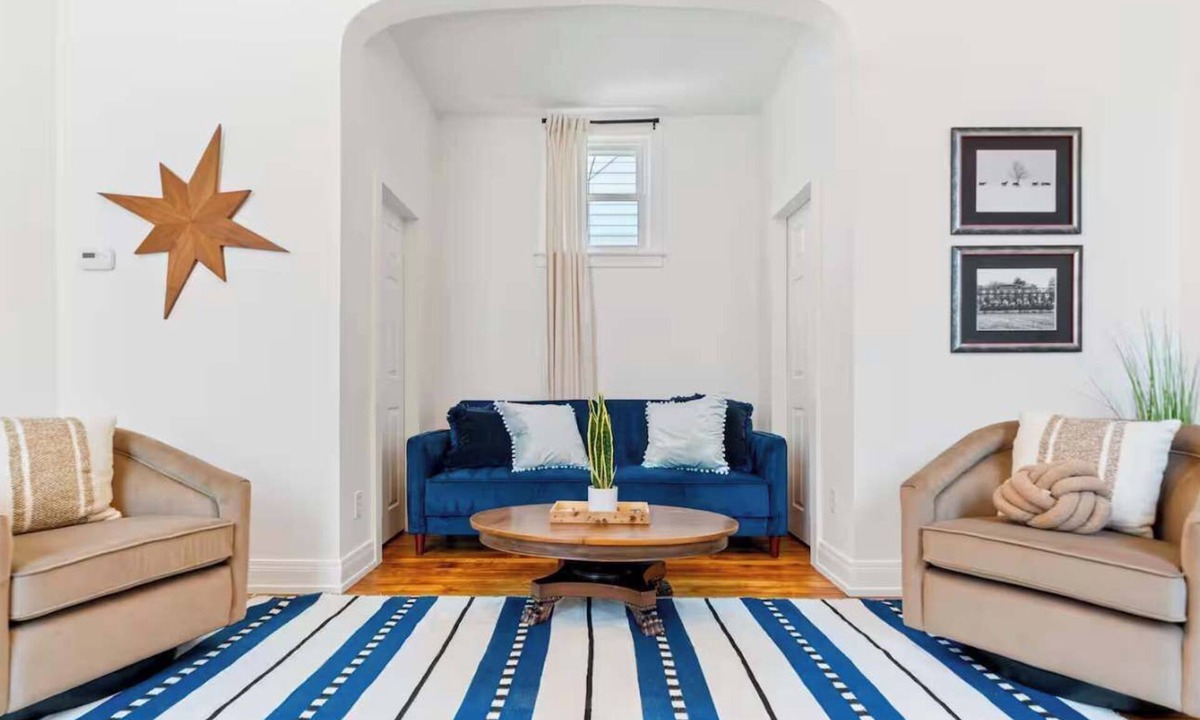 Germantown House | Charming home walkable to bars & restaurants!