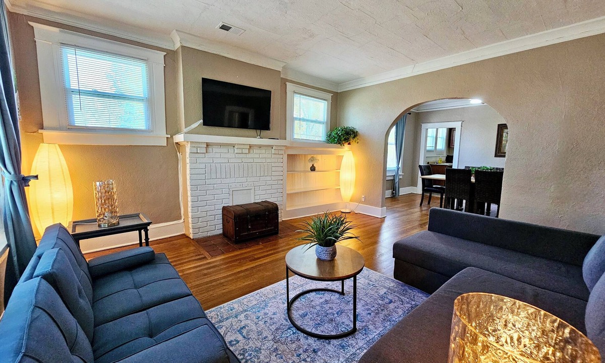 Vollintine-Evergreen House | Charming House in the heart of Memphis