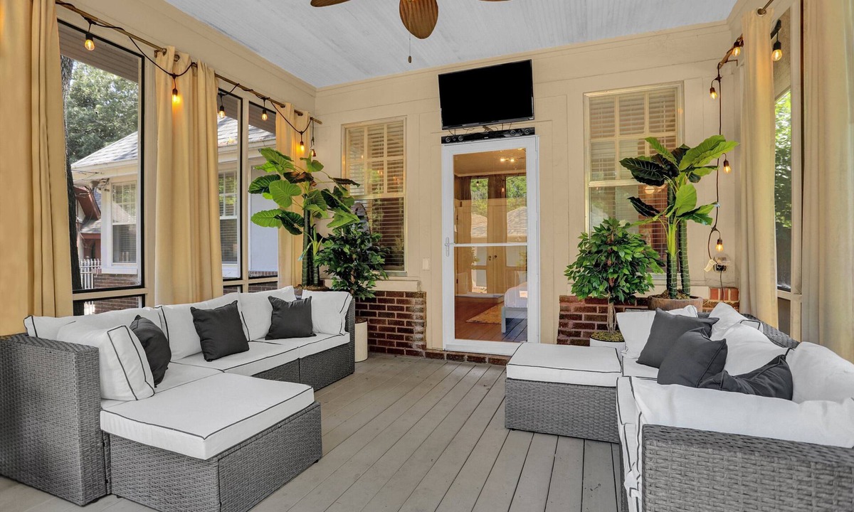 Memphis House | Charming Memphis Cottage! 10 Min to Beale St