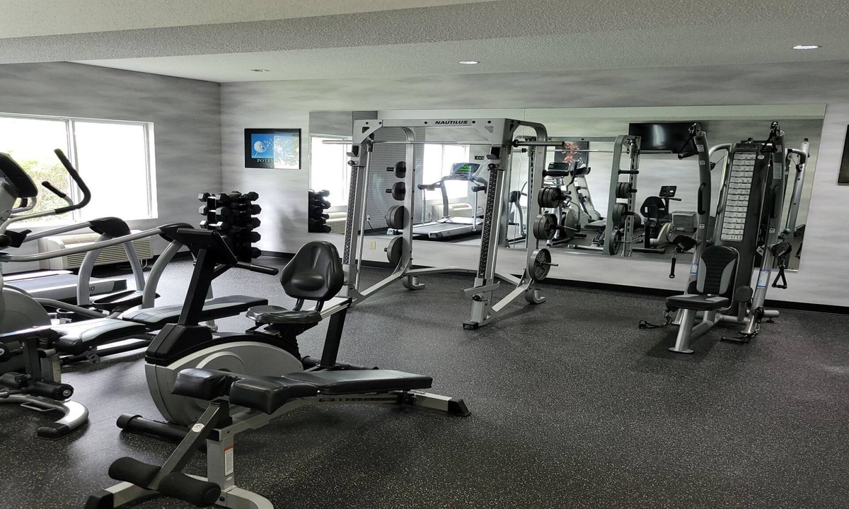 Hillview Hotel | City Express By Marriott Shepherdsville Louisville