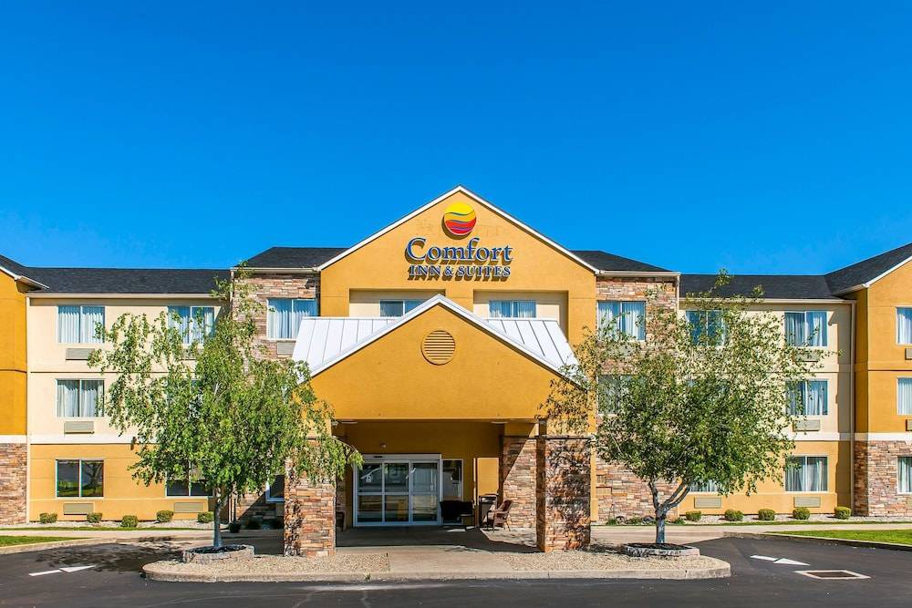 Mount Sterling Hotel | Comfort Inn & Suites Mount Sterling