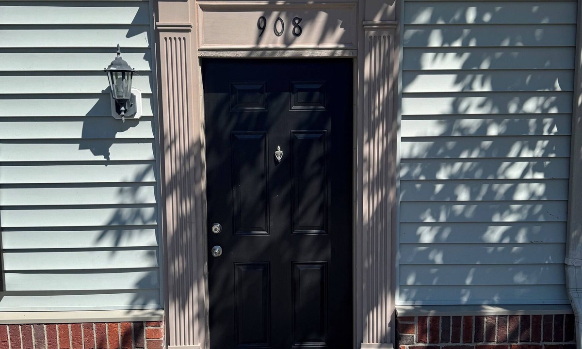 Frankfort Apartment | Comfortable Frankfort 1BR at Riverford Crossing