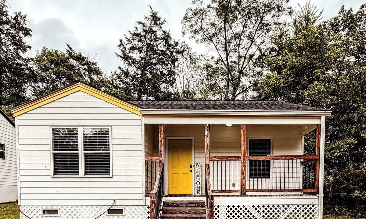 Starkville House | Comfy & Clean Starkville Retreat - Parking & Wi-fi
