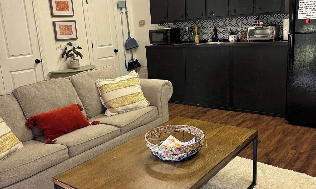 Pontotoc Apartment | Comfy cottage with no pet or cleaning fees