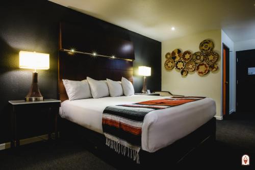 Southside Hotel | Coyote South