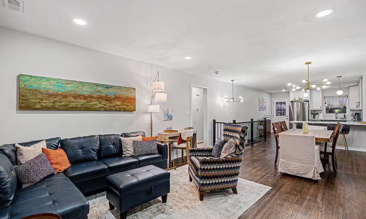 Benson House | Cozy Benson Retreat